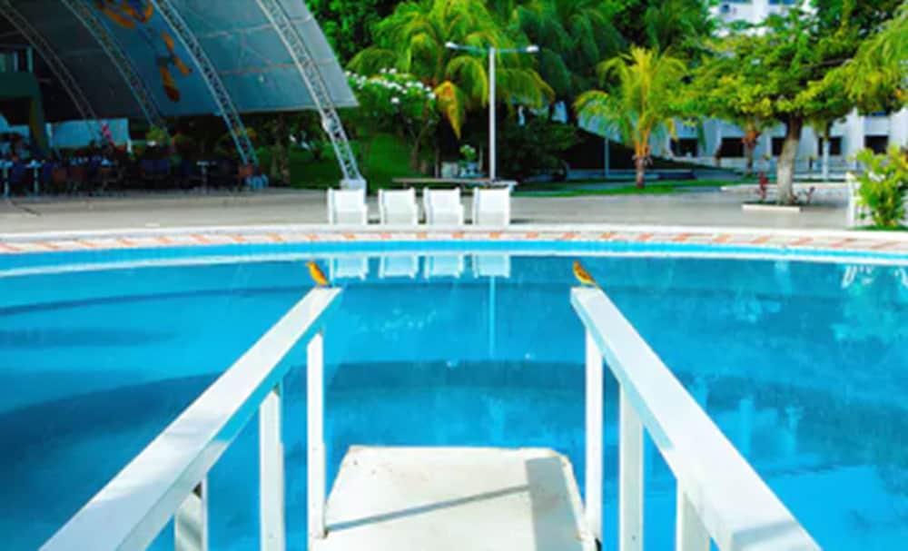 Barrudada Tropical Hotel Santarém Exteriör bild