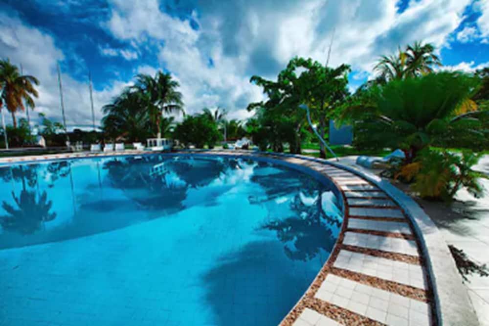 Barrudada Tropical Hotel Santarém Exteriör bild